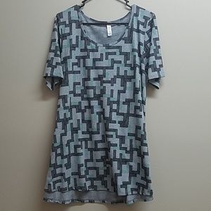 Lularoe perfect tee